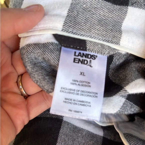 Lands' End Women’s Black and White Plaid Pajama Set 🖤🤍 - Picture 3 of 5